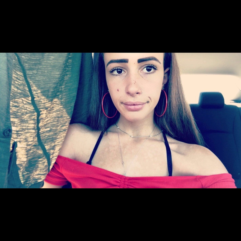 Meet your Posher, Jazmine